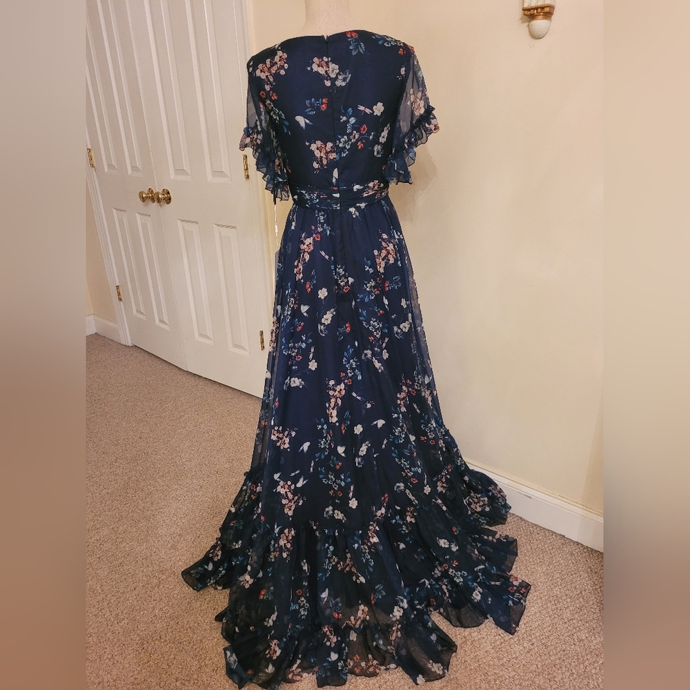 Mac Duggal Navy Blue Floral Print  Gown. Maxi Dress With Flutter Sleeves - Picture 5 of 7